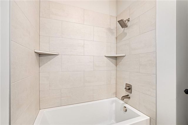 24915 W 112th Street, Olathe, KS 66061