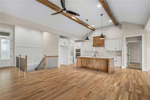 24915 W 112th Street, Olathe, KS 66061