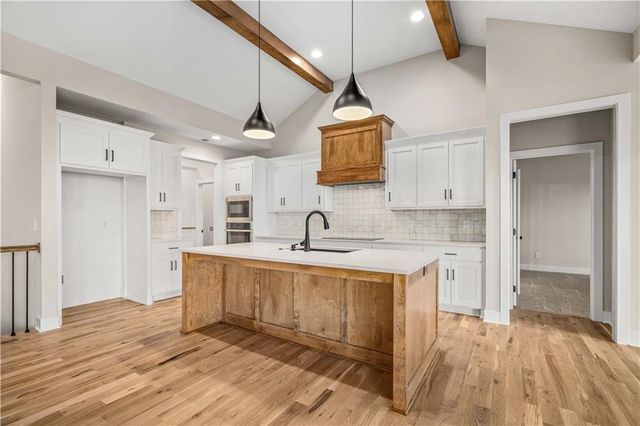 24915 W 112th Street, Olathe, KS 66061