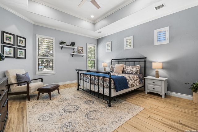 332 Ranch Pass, Fair Oaks Ranch, TX 78015