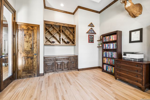 332 Ranch Pass, Fair Oaks Ranch, TX 78015