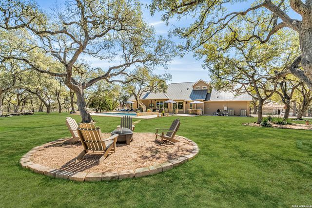 332 Ranch Pass, Fair Oaks Ranch, TX 78015