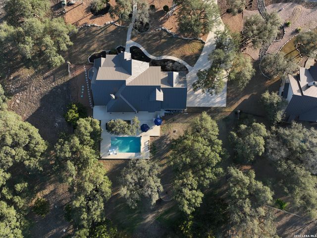 332 Ranch Pass, Fair Oaks Ranch, TX 78015