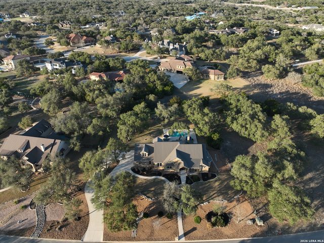 332 Ranch Pass, Fair Oaks Ranch, TX 78015