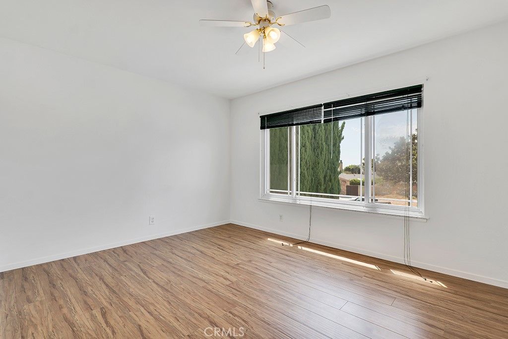 Image 16 of property listing at 2048 Shelby Lane, Simi Valley, CA 93065