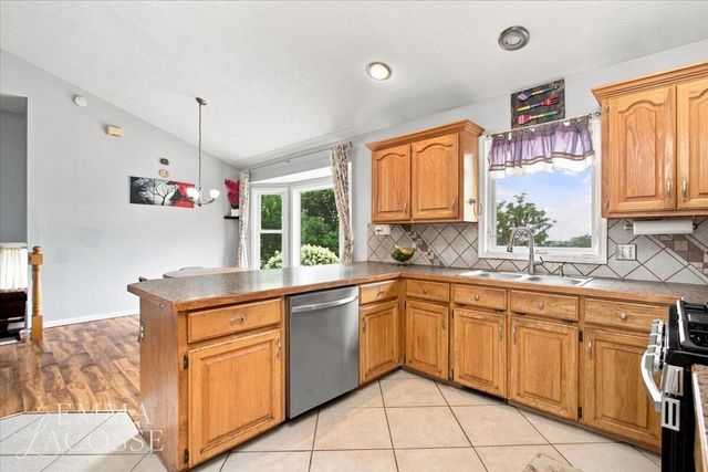 3560 Rush Creek Drive, Georgetown Twp, MI 49426