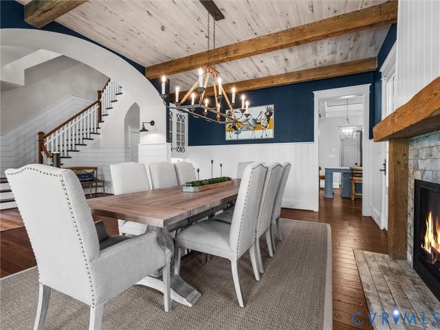 2337 Cheverton Ln, Midlothian, VA 23112