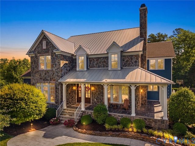 2337 Cheverton Ln, Midlothian, VA 23112