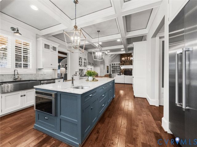 2337 Cheverton Ln, Midlothian, VA 23112