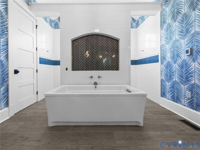 2337 Cheverton Ln, Midlothian, VA 23112