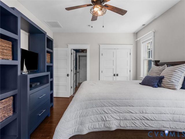 2337 Cheverton Ln, Midlothian, VA 23112