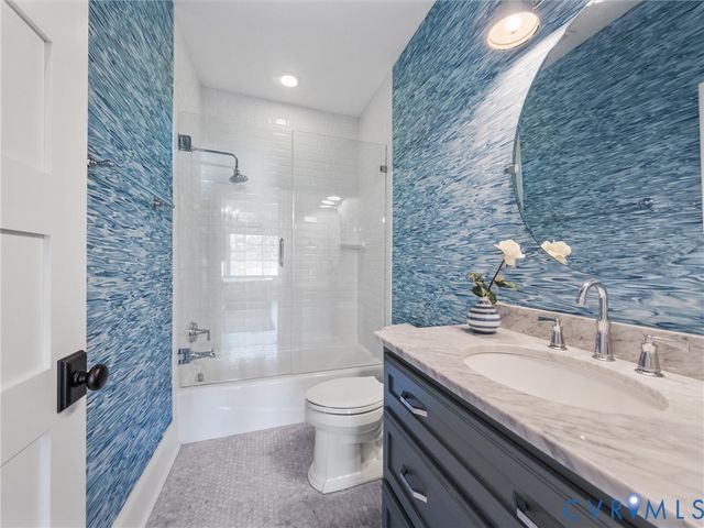 2337 Cheverton Ln, Midlothian, VA 23112
