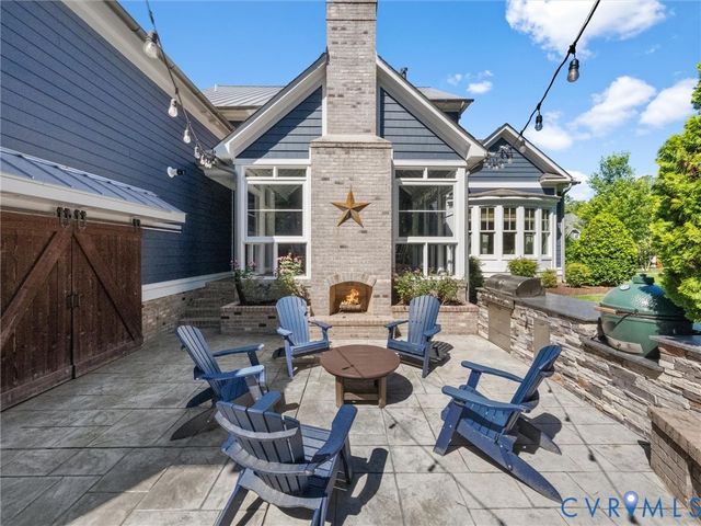 2337 Cheverton Ln, Midlothian, VA 23112