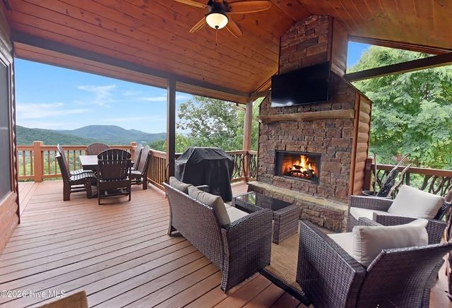 33 Stanley Ridge Drive, Morganton, GA 30560