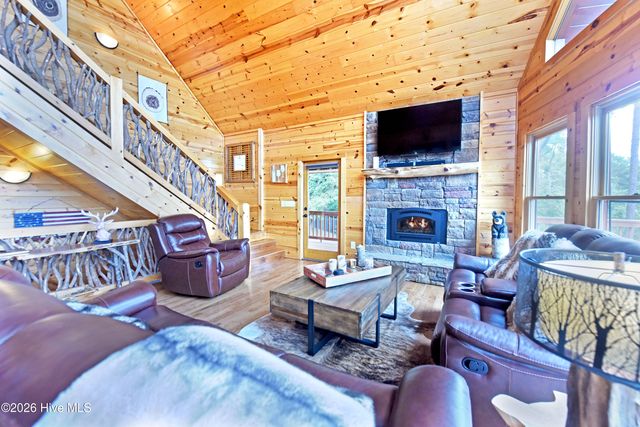 33 Stanley Ridge Drive, Morganton, GA 30560