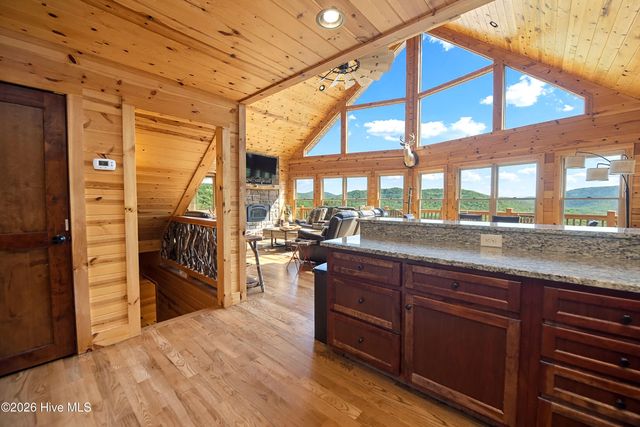 33 Stanley Ridge Drive, Morganton, GA 30560