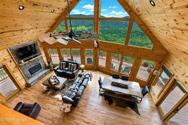 33 Stanley Ridge Drive, Morganton, GA 30560