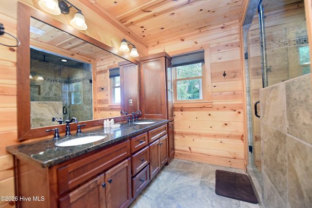 33 Stanley Ridge Drive, Morganton, GA 30560