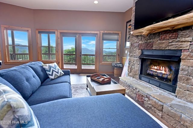 33 Stanley Ridge Drive, Morganton, GA 30560