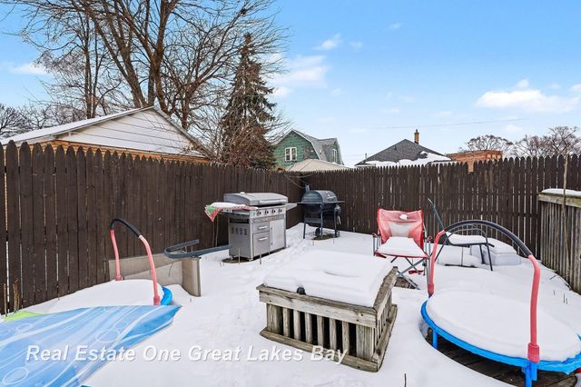 104 King Street, Bay City, MI 48706