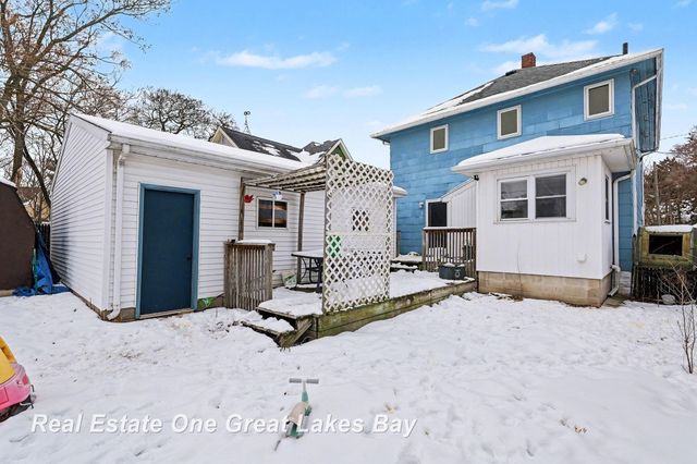 104 King Street, Bay City, MI 48706