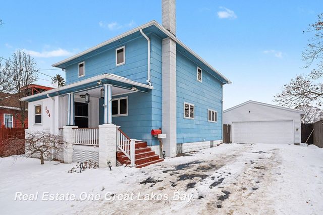 104 King Street, Bay City, MI 48706