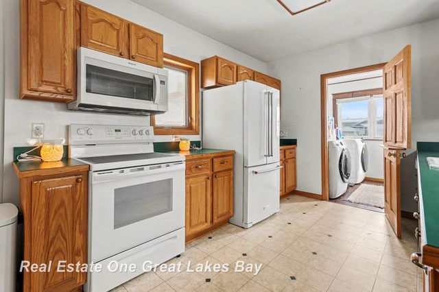 104 King Street, Bay City, MI 48706