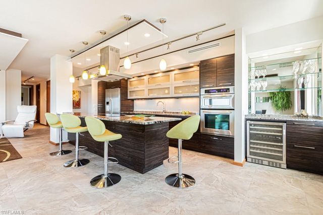 1325 7th ST S 7A, Naples, FL 34102