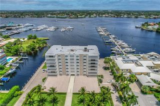 1325 7th ST S 7A, Naples, FL 34102