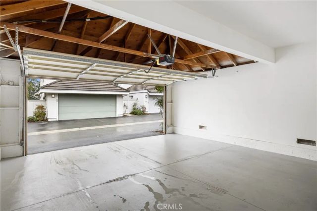 32 Spinnaker, Irvine, CA 92614