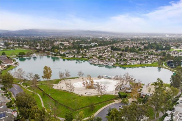32 Spinnaker, Irvine, CA 92614