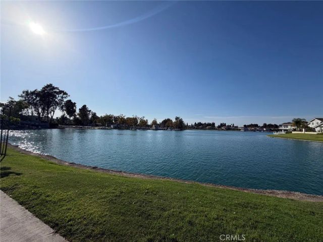 32 Spinnaker, Irvine, CA 92614