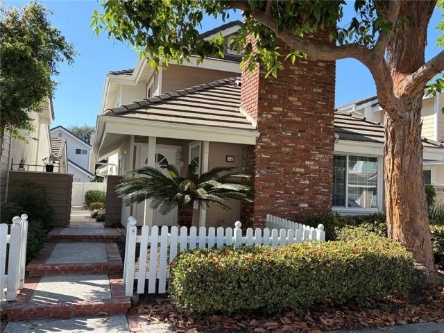 32 Spinnaker, Irvine, CA 92614