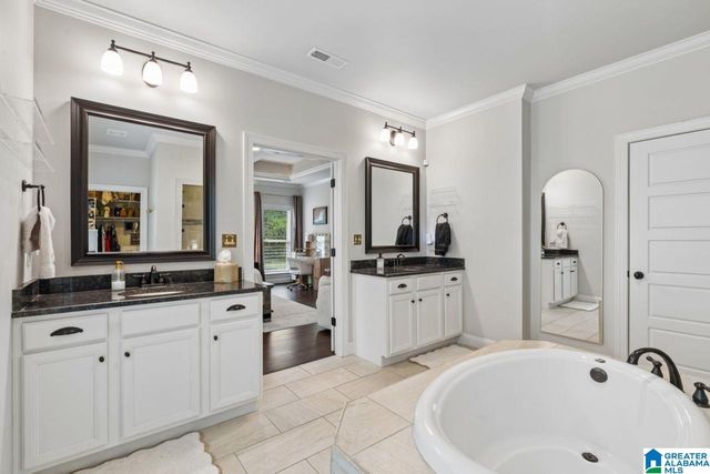 369 STRATHAVEN DRIVE, Pelham, AL 35124