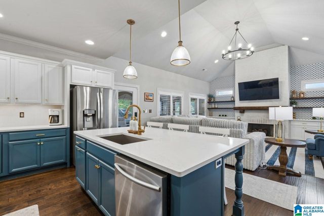 369 STRATHAVEN DRIVE, Pelham, AL 35124