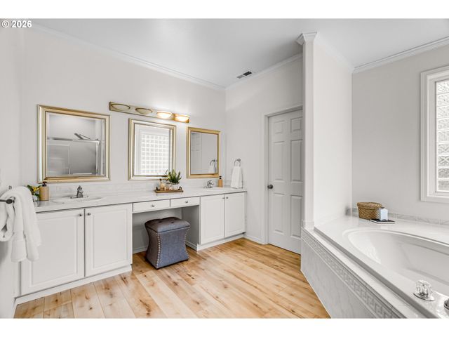 15806 Sw COLYER Way, Tigard, OR 97140