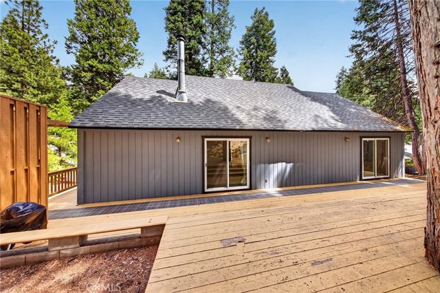 627 Cedar Canyon Road, Lake Almanor, CA 96137
