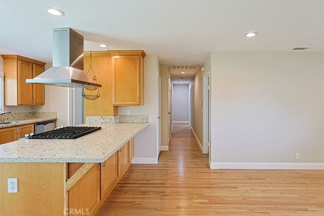 6471 Brown, Huntington Beach, CA 92647