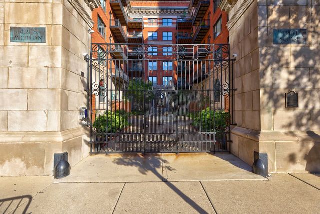1439 S Michigan Avenue 212, Chicago, IL 60605