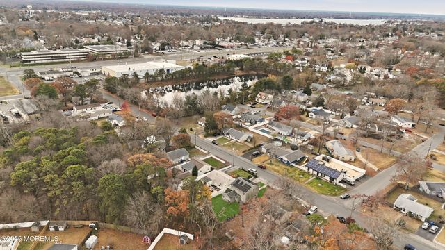 537 Holly Village Lane, Toms River, NJ 08753