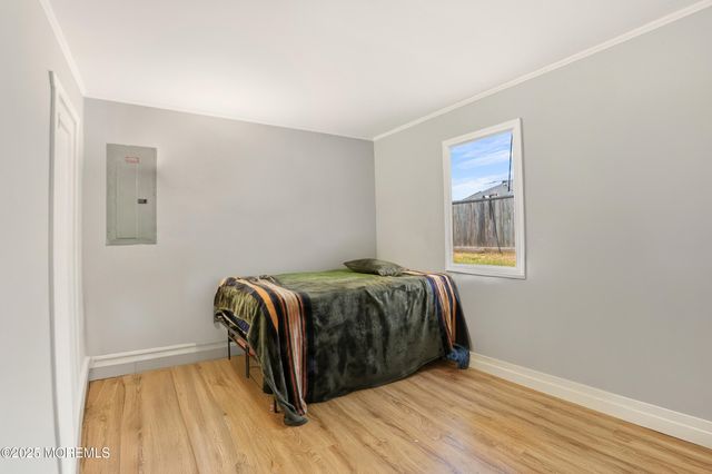 537 Holly Village Lane, Toms River, NJ 08753