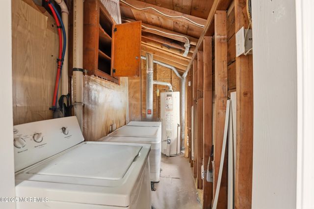 537 Holly Village Lane, Toms River, NJ 08753