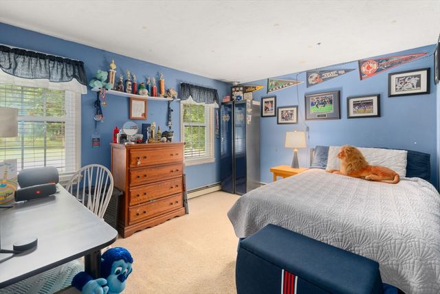 12 Old Barn Rd, Plymouth, MA 02360