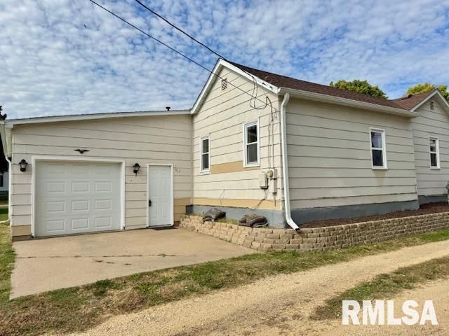 511 MAIN Avenue, Clinton, IA 52732