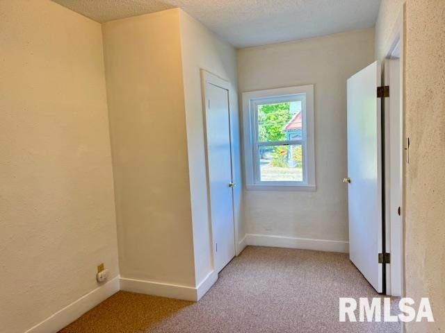 511 MAIN Avenue, Clinton, IA 52732