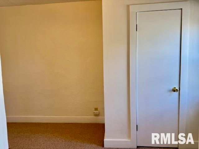 511 MAIN Avenue, Clinton, IA 52732