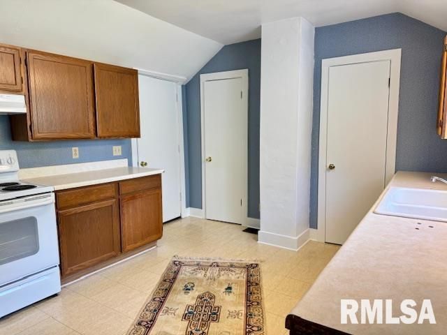 511 MAIN Avenue, Clinton, IA 52732