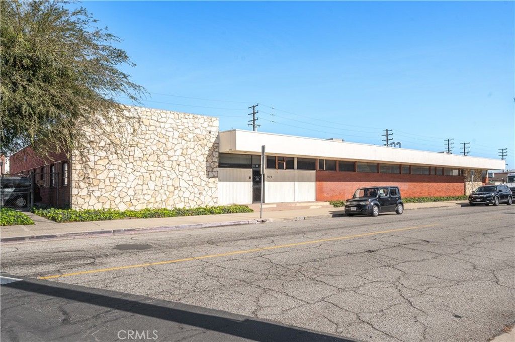 5565 Sheila Street, Commerce, CA 90040 — exterior