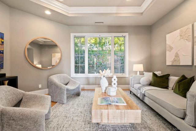 3537-39 Dove Hollow Rd., Encinitas, CA 92024