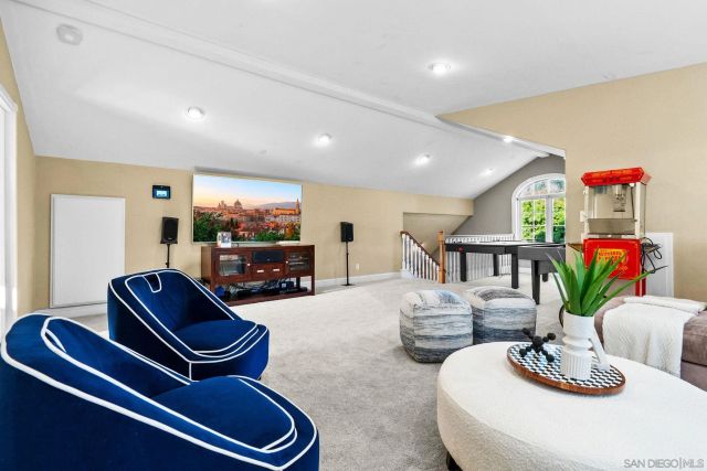 3537-39 Dove Hollow Rd., Encinitas, CA 92024